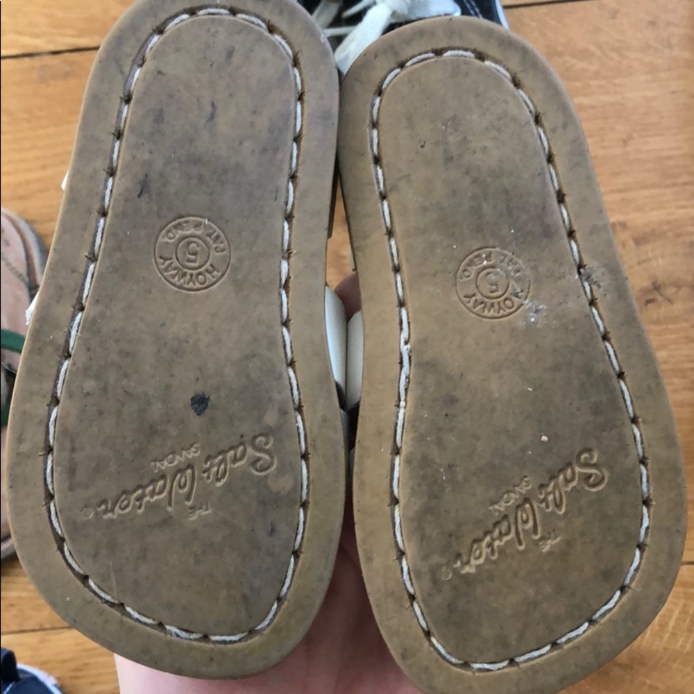 Sandals - Picture 2 of 2